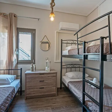 Casa Sofia Apt#2, By Hellocrete